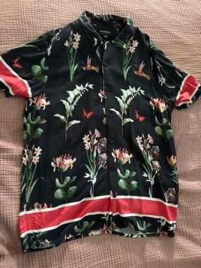 Pac Sun Men’s Floral Button-Up Shirt with Red Stripe